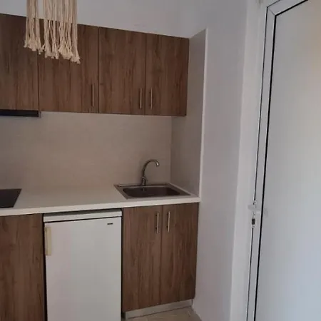 Paro's King Luxury A2 * Aliki (Paros)
